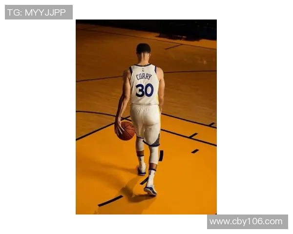 库里三分球总数突破四千大关成为NBA历史第一人再创辉煌成就